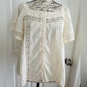 Old Navy Cream Lace Blouse